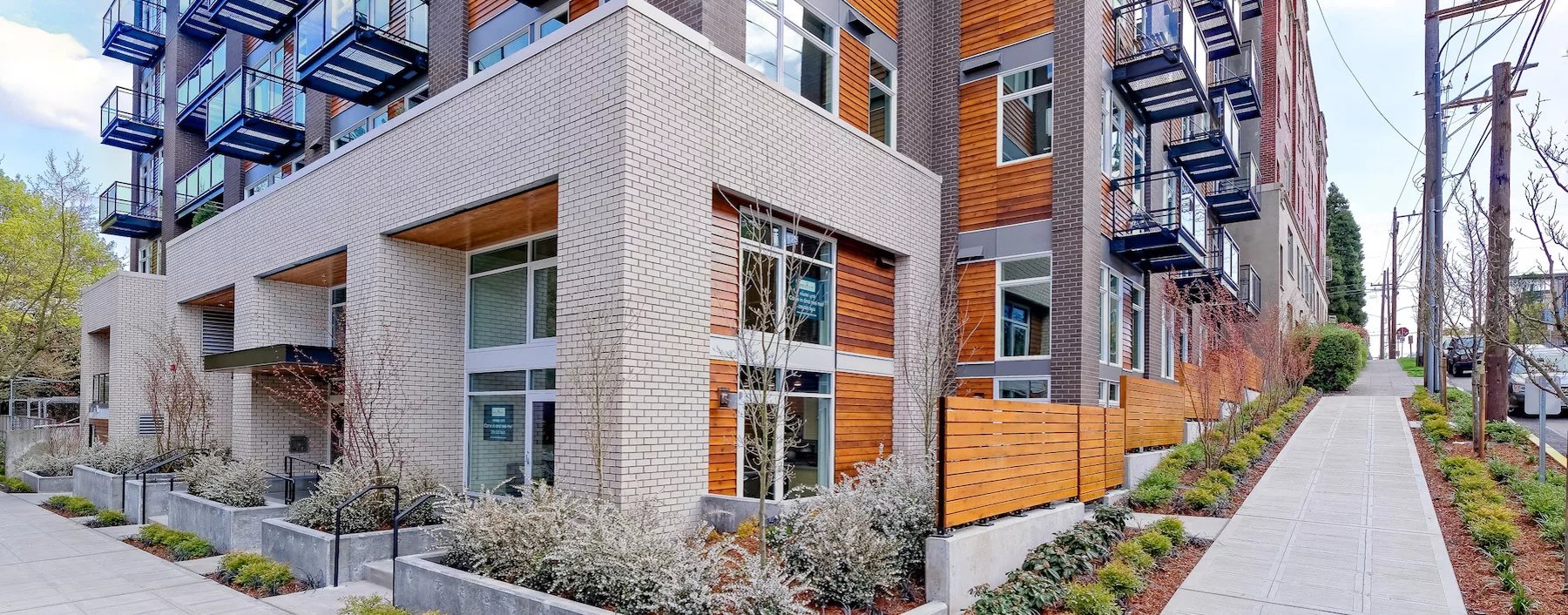 Living on Belmont Ave E: Walk Score 96 and What It Means Day to Day